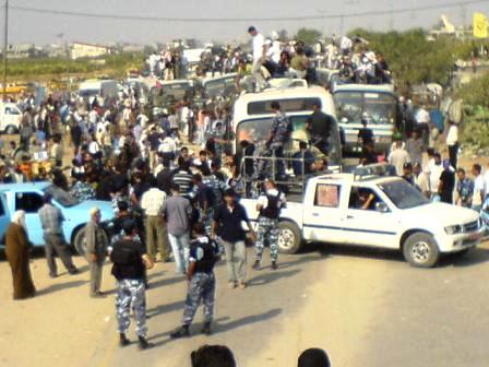 Hamas warns of human crisis if Gaza pilgrims are not allowed to return