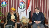 Morsi Meets Former South African Vice President