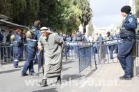 Israel bars most Palestinians from praying at Aqsa Mosque