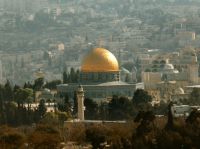 Jewish extremists distribute a picture of Jerusalem without the Dome of the Rock