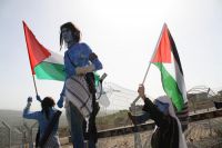 Anti wall marches met with violent quelling