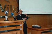 Egypt Receives Extensive Export Orders for 'Egyptian iPad'; Manufactures First Car Soon