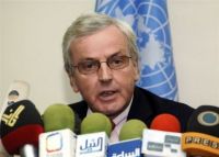 Holmes calls for ending blockade on Gaza