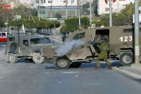 IOF shooting wounds three Palestinians east of Gaza