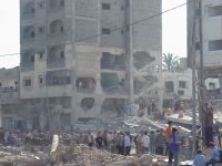 IOA forces Palestinians in Sur Bahir to take down their own homes