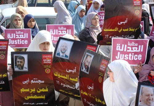 Egypt’s dynastic succession contested, as Muslim Brotherhood fractures