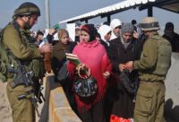 Palestinian old man dies at IOF roadblock