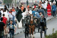 Egypt prepares for Eid, combating sexual harassment